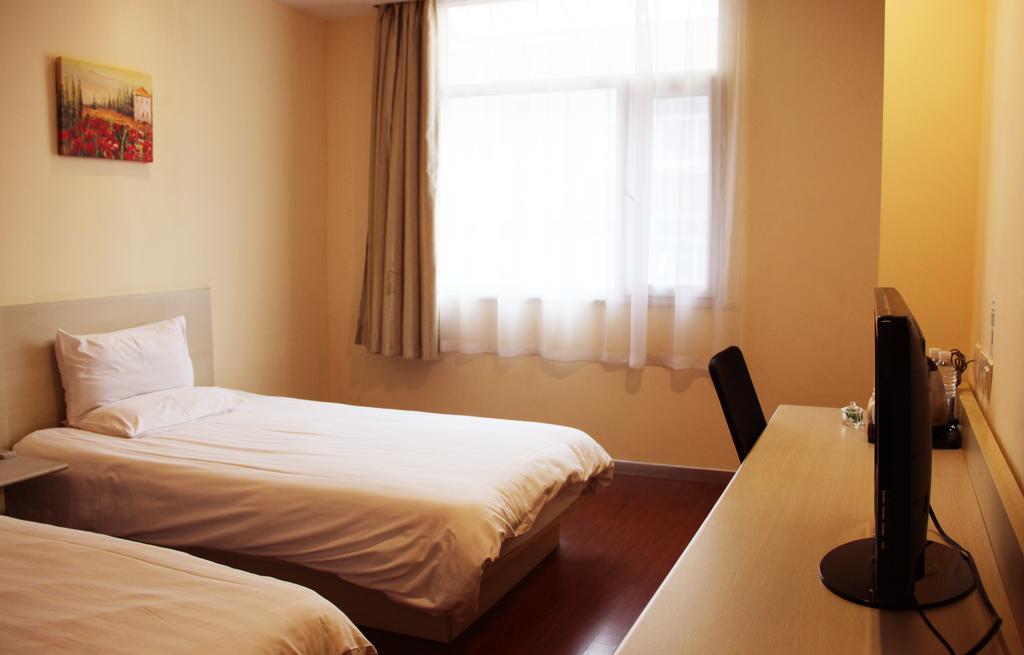 Hanting Express Qingdao South Chongqing Road חדר תמונה