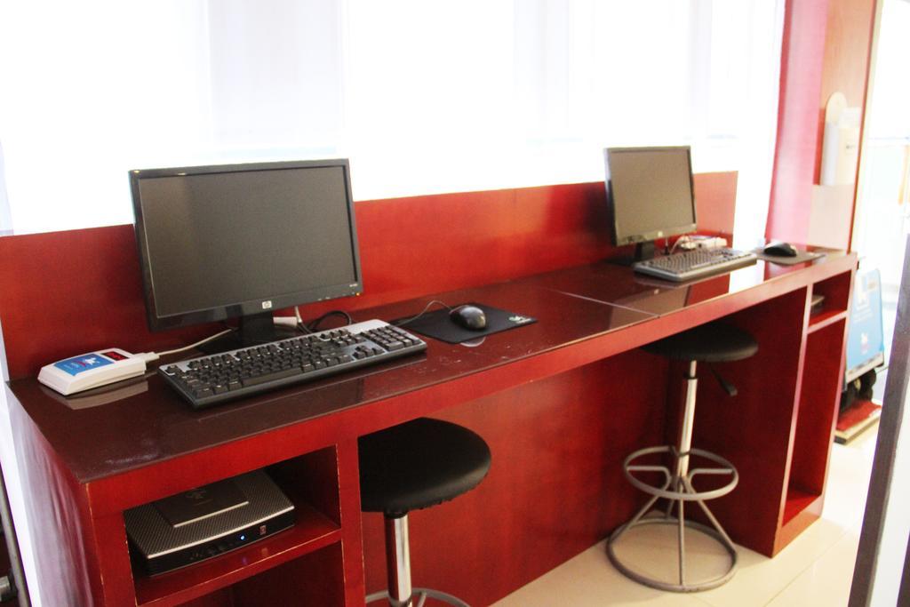 Hanting Express Qingdao South Chongqing Road חדר תמונה