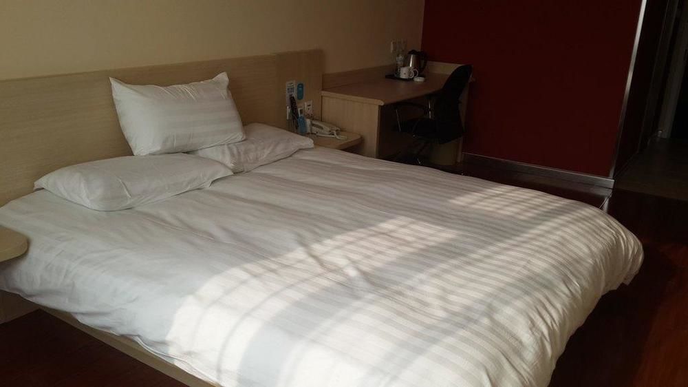Hanting Express Qingdao South Chongqing Road מראה חיצוני תמונה